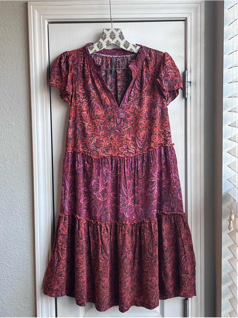 By Anthropologie Ruffle Sleeve Tiered Dress Orange Pink Red Paisley Size XS